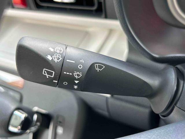 ムーヴキャンバスストライプスGターボ シートヒーター クルーズコントロール保証 新車保証・まごころ保証 1年間・走行距離無制限付き 前席シートヒーター 電動パーキングブレーキ キーフリーシステム LEDフォグランプ LEDヘッドランプ コーナーセンサー(東京都)の中古車