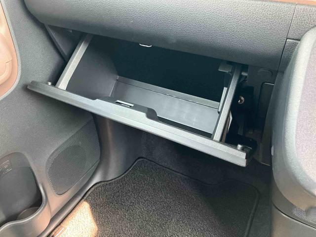 ムーヴキャンバスセオリーＧ　ＬＥＤヘッドランプ　シートヒーターパノラマモニター対応カメラ　両席シートヒーター　電動パーキングブレーキ　ＬＥＤヘッドランプ　ＬＥＤフォグランプ　６コーナーセンサー　両側電動スライドドア　置きラクボックス　ホッとカップホルダー（東京都）の中古車