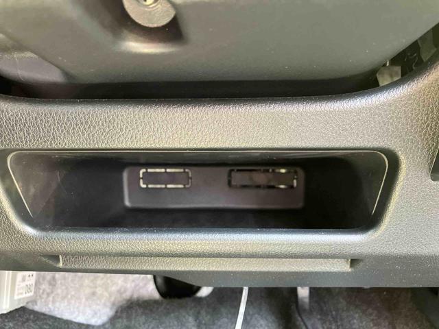 ムーヴキャンバスセオリーＧ　ＬＥＤヘッドランプ　シートヒーターパノラマモニター対応カメラ　両席シートヒーター　電動パーキングブレーキ　ＬＥＤヘッドランプ　ＬＥＤフォグランプ　６コーナーセンサー　両側電動スライドドア　置きラクボックス　ホッとカップホルダー（東京都）の中古車