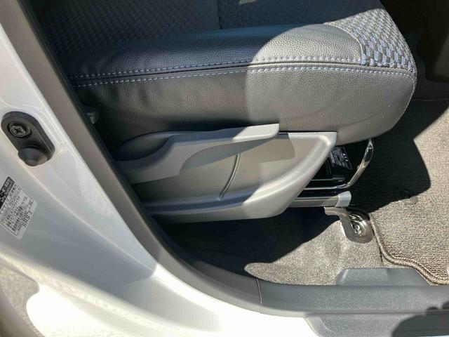 タントカスタムＲＳ　純正ナビ　パノラマモニター　電動スライドドア保証　新車保証・まごころ保証　１年間・走行距離無制限付き　純正７インチナビ　パノラマモニター　Ｂｌｕｅｔｏｏｔｈ接続　両側電動スライドドア　ＬＥＤヘッドランプ　ＬＥＤフォグランプ　キーフリーシステム（東京都）の中古車