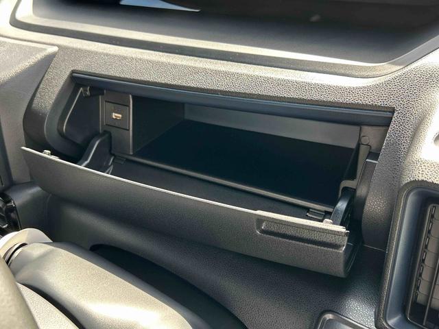 タントカスタムＲＳ保証　新車保証・まごころ保証　１年間・走行距離無制限付き（東京都）の中古車