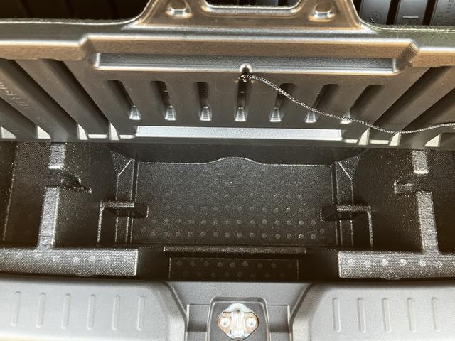 ムーヴキャンバスストライプスＧ　ＣＤチューナー　パノラマモニター対応カメラ保証　新車保証・まごころ保証　１年間・走行距離無制限付き（東京都）の中古車