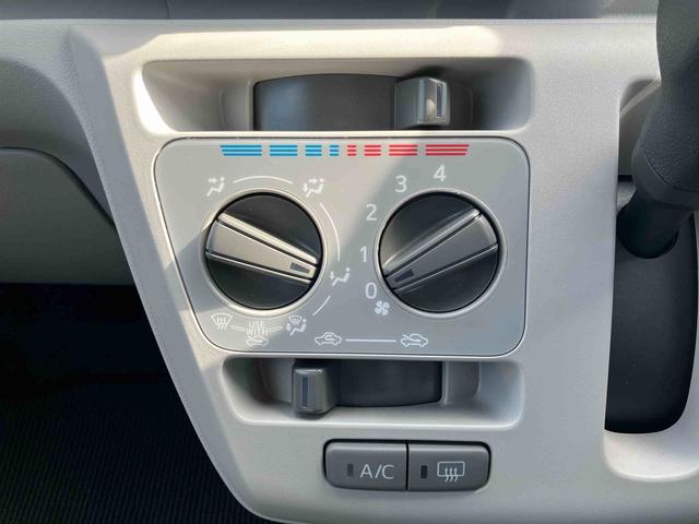 ミライースＸ　ＳＡIII　ＬＥＤヘッドライト・バックモニター標準装備！保証　新車保証・まごころ保証　１年間・走行距離無制限付き・　走行距離２，００８ｋｍ　ＣＤチューナー　バックモニター　ＬＥＤヘッドライト　前後コーナーセンサー　マニュアルエアコン　キーレスエントリー（東京都）の中古車