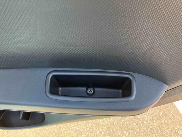 ミライースＸ　ＳＡIII　ＬＥＤヘッドライト・バックモニター標準装備！保証　新車保証・まごころ保証　１年間・走行距離無制限付き・　走行距離２，００８ｋｍ　ＣＤチューナー　バックモニター　ＬＥＤヘッドライト　前後コーナーセンサー　マニュアルエアコン　キーレスエントリー（東京都）の中古車