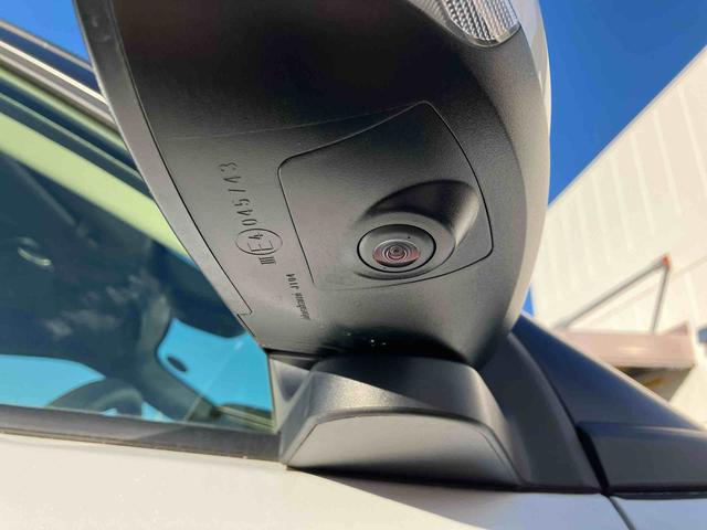 ロッキープレミアムＧ　ＨＥＶ　アダブティブクルーズコントロール搭載！保証　新車保証・まごころ保証　１年間・走行距離無制限付き　走行距離８０９ｋｍ　ＣＤチューナー　アダブティブクルーズコントロール　パノラマモニター　１７インチアルミホイール　電動パーキング　シートヒータ（東京都）の中古車