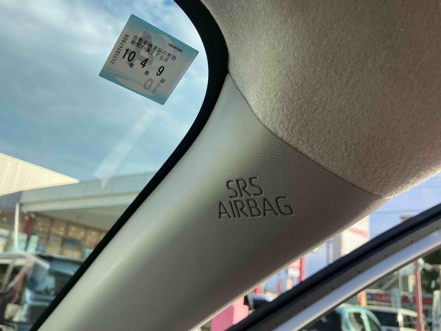 ロッキープレミアムＧ　ＨＥＶ　アダブティブクルーズコントロール搭載！保証　新車保証・まごころ保証　１年間・走行距離無制限付き　走行距離８０９ｋｍ　ＣＤチューナー　アダブティブクルーズコントロール　パノラマモニター　１７インチアルミホイール　電動パーキング　シートヒータ（東京都）の中古車