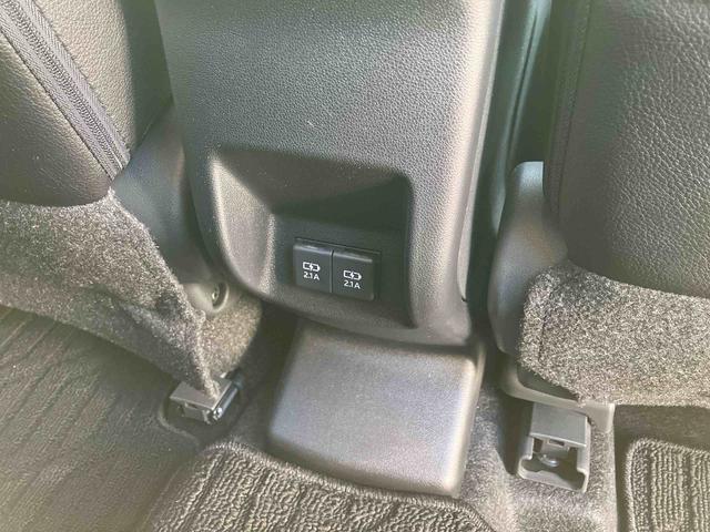 ロッキープレミアムＧ　ＨＥＶ　アダブティブクルーズコントロール搭載！保証　新車保証・まごころ保証　１年間・走行距離無制限付き　走行距離８０９ｋｍ　ＣＤチューナー　アダブティブクルーズコントロール　パノラマモニター　１７インチアルミホイール　電動パーキング　シートヒータ（東京都）の中古車