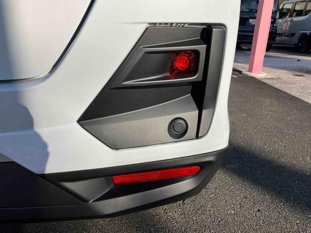 ロッキープレミアムＧ　ＨＥＶ　アダブティブクルーズコントロール搭載！保証　新車保証・まごころ保証　１年間・走行距離無制限付き　走行距離８０９ｋｍ　ＣＤチューナー　アダブティブクルーズコントロール　パノラマモニター　１７インチアルミホイール　電動パーキング　シートヒータ（東京都）の中古車