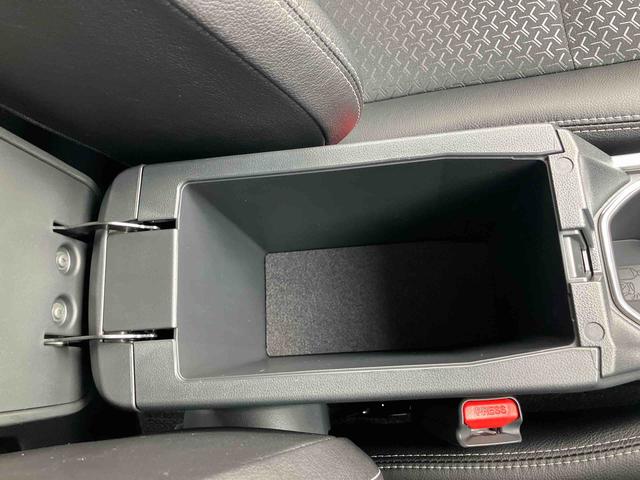 ロッキープレミアムＧ　ＨＥＶ保証　新車保証・まごころ保証　１年間・走行距離無制限付き（東京都）の中古車