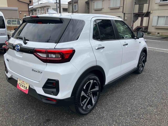 ロッキープレミアムＧ　ＨＥＶ保証　新車保証・まごころ保証　１年間・走行距離無制限付き（東京都）の中古車