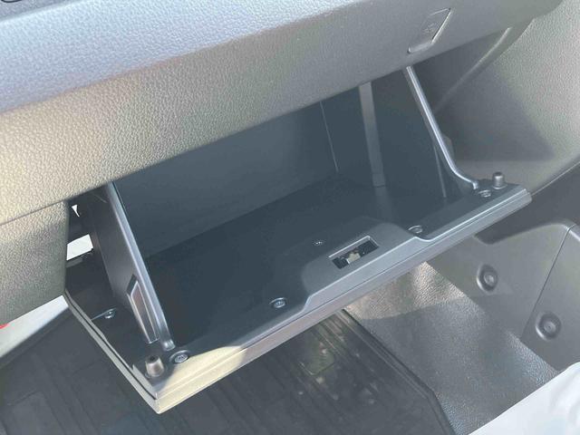 ハイゼットトラックスタンダード保証　新車保証・まごころ保証　１年間・走行距離無制限付き　走行距離２８ｋｍ　ＣＤチューナー　マニュアルエアコン　前後コーナーセンサー　アイドリングストップ（東京都）の中古車