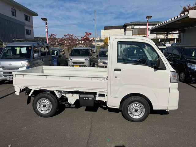 ハイゼットトラックスタンダード保証　新車保証・まごころ保証　１年間・走行距離無制限付き　走行距離２８ｋｍ　ＣＤチューナー　マニュアルエアコン　前後コーナーセンサー　アイドリングストップ（東京都）の中古車