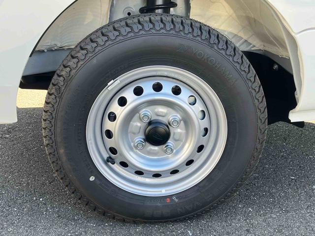 ハイゼットトラックスタンダード保証　新車保証・まごころ保証　１年間・走行距離無制限付き　走行距離２８ｋｍ　ＣＤチューナー　マニュアルエアコン　前後コーナーセンサー　アイドリングストップ（東京都）の中古車