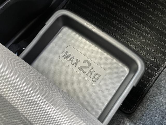 タフトＧターボ　ダーククロムベンチャー　キーフリー保証　新車保証・まごころ保証　１年間・走行距離無制限付き　キーフリーシステム　電動パーキングブレーキ　前席シートヒーター　アダプティブクルーズコントロール　ＬＥＤヘッドランプ　コーナーセンサー（東京都）の中古車