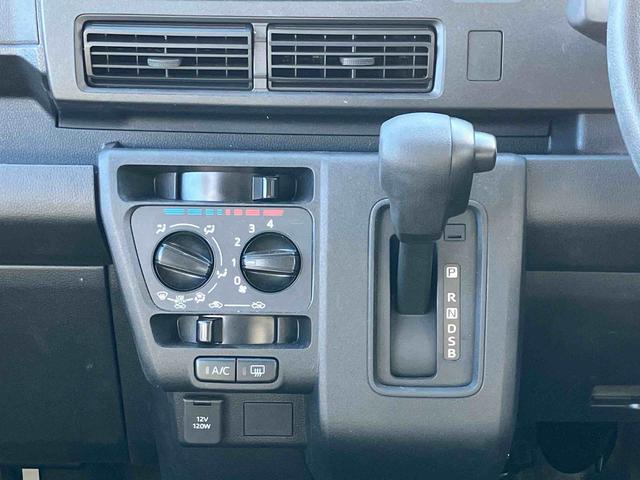 ハイゼットカーゴＤＸＦＲ専用ＣＶＴ　６コーナーセンサー　オーバーヘッドシェルフ　マルチリフレクターヘッドランプ　キーレスエントリー　ＡＭ／ＦＭＣＤステレオ　フロントスピーカー　マニュアルエアコン（東京都）の中古車