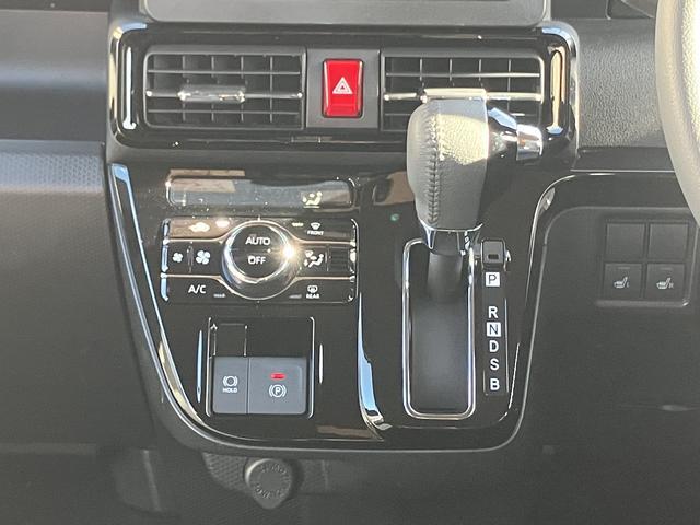 タントカスタムＲＳ　ＣＤチューナー　パノラマモニター対応カメラ保証　新車保証・まごころ保証　１年間・走行距離無制限付き　両側電動スライドドア　キーフリーシステム　ＬＥＤヘッドランプ　ＬＥＤフォグランプ　前席シートヒーター　電動パーキングブレーキ（東京都）の中古車