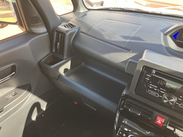 タントカスタムＲＳ　ＣＤチューナー　パノラマモニター対応カメラ保証　新車保証・まごころ保証　１年間・走行距離無制限付き　両側電動スライドドア　キーフリーシステム　ＬＥＤヘッドランプ　ＬＥＤフォグランプ　前席シートヒーター　電動パーキングブレーキ（東京都）の中古車