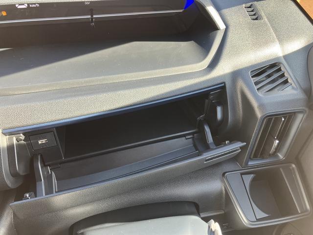 タントカスタムＲＳ　ＣＤチューナー　パノラマモニター対応カメラ保証　新車保証・まごころ保証　１年間・走行距離無制限付き　両側電動スライドドア　キーフリーシステム　ＬＥＤヘッドランプ　ＬＥＤフォグランプ　前席シートヒーター　電動パーキングブレーキ（東京都）の中古車