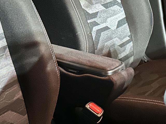 タフトＧ　ダーククロムベンチャー　Ｂｌｕｅｔｏｏｔｈステレオ保証　新車保証・まごころ保証　１年間・走行距離無制限付き（東京都）の中古車