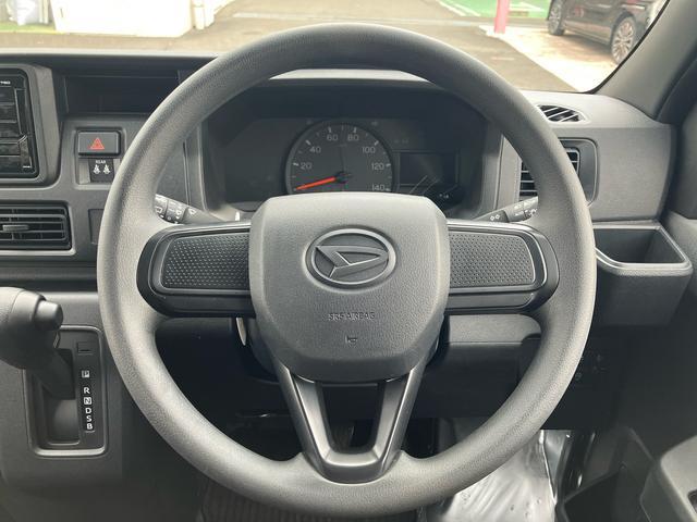 ハイゼットカーゴＤＸ　前後コーナーセンサー搭載！！保証　新車保証・まごころ保証　１年間・走行距離無制限付き・　走行距離２４７４ｋｍ　ＣＤチューナー　前後コーナーセンサー　マニュアルエアコン　パワーウィンドウ　アイドリングストップ　キーレスエントリー（東京都）の中古車