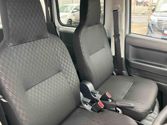 ハイゼットカーゴＤＸ　前後コーナーセンサー搭載！！保証　新車保証・まごころ保証　１年間・走行距離無制限付き・　走行距離２４７４ｋｍ　ＣＤチューナー　前後コーナーセンサー　マニュアルエアコン　パワーウィンドウ　アイドリングストップ　キーレスエントリー（東京都）の中古車