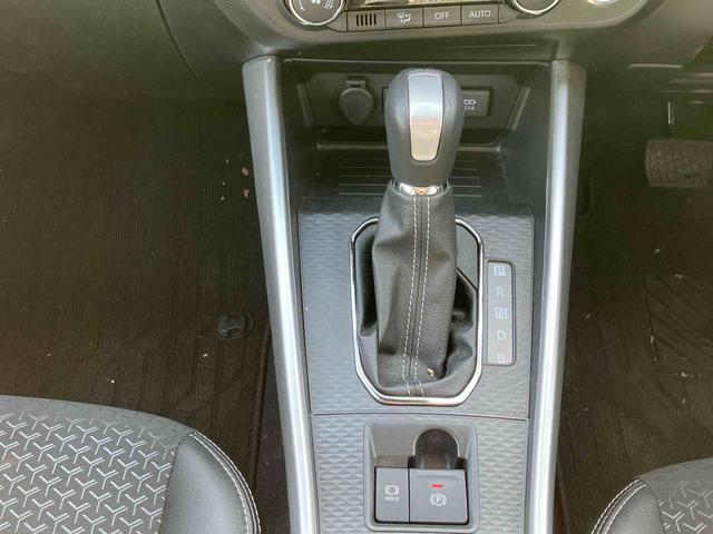 ロッキープレミアムＧ　ＨＥＶ保証　新車保証・まごころ保証　１年間・走行距離無制限付き　Ｂｌｕｅｔｏｏｔｈ対応ＡＭ／ＦＭステレオ　パノラマモニター対応カメラ　両席シートヒーター　アダプティブクルーズコントロール　６コーナーセンサー（東京都）の中古車