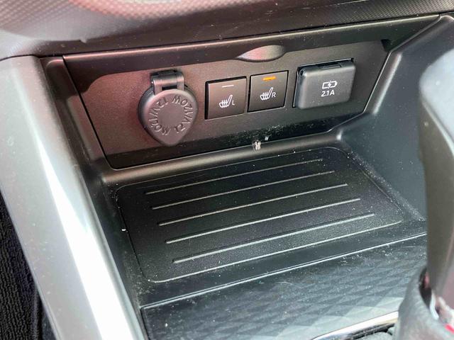 ロッキープレミアムＧ　ＨＥＶ保証　新車保証・まごころ保証　１年間・走行距離無制限付き　Ｂｌｕｅｔｏｏｔｈ対応ＡＭ／ＦＭステレオ　パノラマモニター対応カメラ　両席シートヒーター　アダプティブクルーズコントロール　６コーナーセンサー（東京都）の中古車