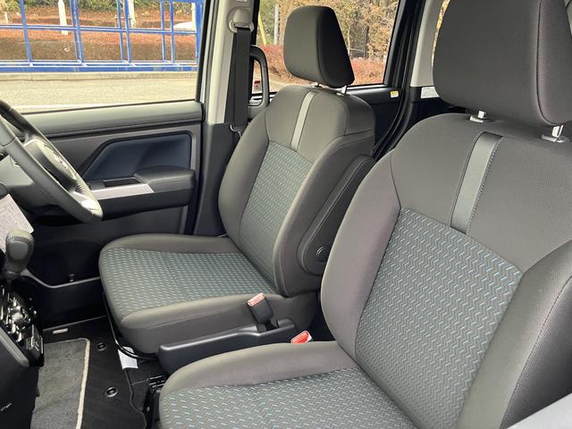 トールカスタムＧ　９インチディスプレイオーディオ　パノラマモニター保証　新車保証・まごころ保証　１年間・走行距離無制限付き（東京都）の中古車