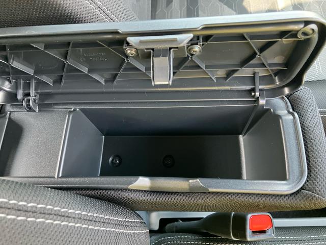 タフトＧ　ダーククロムベンチャー　ＣＤステレオ装備保証　新車保証・まごころ保証　１年間・走行距離無制限付き（東京都）の中古車