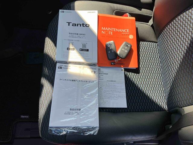 タントカスタムＲＳ　９インチディスプレイオーディオ装備インタークーラーターボエンジン　９インチスマホ連携ディスプレイオーディオ　パノラマモニター対応カメラ　両側電動スライドドア　両席シートヒーター　ＵＳＢ＆ＨＤＭＩ　電動パーキングブレーキ　ＥＴＣ（東京都）の中古車