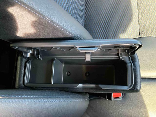 タントカスタムＲＳインタークーラーターボエンジン　両席シートヒーター　両側電動スライドドア　電動パーキングブレーキ　ＬＥＤヘッドランプ＆ＬＥＤフォグランプ　６コーナーセンサー　パノラマモニター対応カメラ（東京都）の中古車