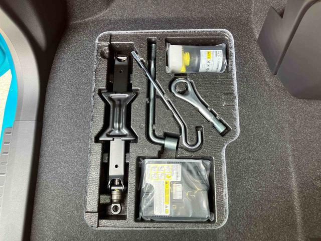 トールカスタムＧ　９インチディスプレイオーディオ　パノラマモニター９インチスマホ連携ディスプレイオーディオ　パノラマモニター対応カメラ　両側電動スライドドア　電動パーキングブレーキ　アダプティブクルーズコントロール　ＵＳＢ＆ＨＤＭＩ　ＬＥＤヘッドランプ（東京都）の中古車