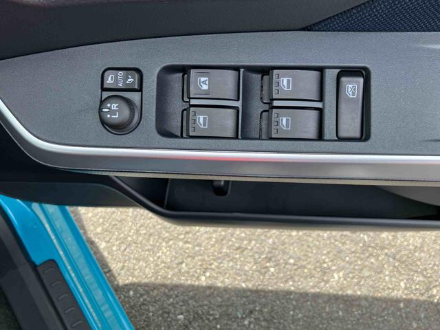 トールカスタムＧ　９インチディスプレイオーディオ　パノラマモニター９インチスマホ連携ディスプレイオーディオ　パノラマモニター対応カメラ　両側電動スライドドア　電動パーキングブレーキ　アダプティブクルーズコントロール　ＵＳＢ＆ＨＤＭＩ　ＬＥＤヘッドランプ（東京都）の中古車