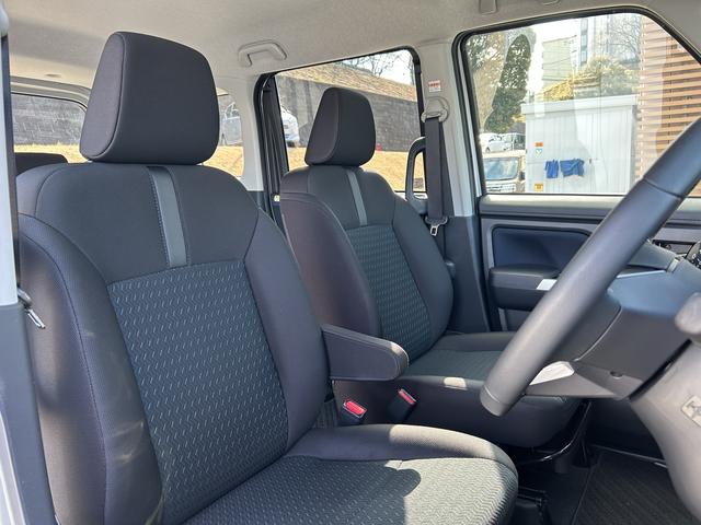 トールカスタムＧ　９インチディスプレイオーディオ　パノラマモニター保証　新車保証・まごころ保証　１年間・走行距離無制限付き（東京都）の中古車