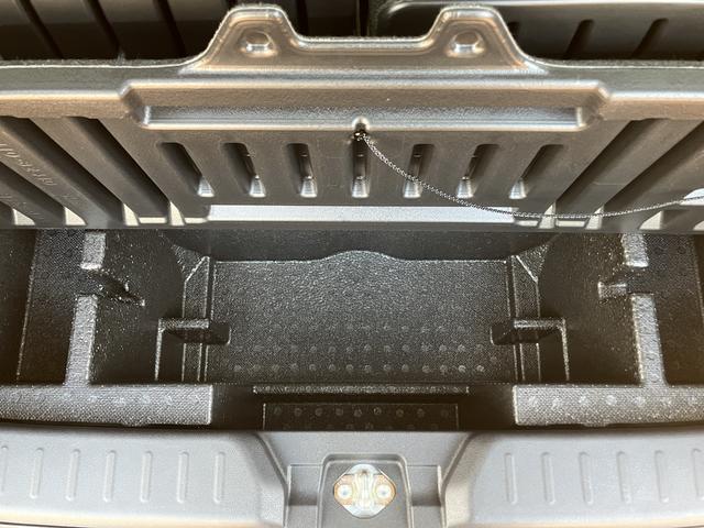 ムーヴキャンバスストライプスＧ　ブルートゥース・ＵＳＢチューナーパノラマモニター対応保証　新車保証・まごころ保証　１年間・走行距離無制限付き（東京都）の中古車