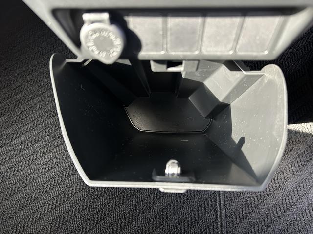 トールカスタムＧ　９インチディスプレイオーディオ　パノラマモニター保証　新車保証・まごころ保証　１年間・走行距離無制限付き　純正９インチナビ　パノラマモニター　キーフリーシステム　両側電動スライドドア　アダプティブクルーズコントロール　コーナーセンサー（東京都）の中古車