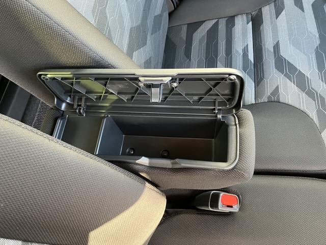 タントファンクロスターボ　両側電動スライドドア　シートヒーター保証　新車保証・まごころ保証　１年間・走行距離無制限付き　両側電動スライドドア　電動パーキングブレーキ　前席シートヒーター　ＬＥＤヘッドランプ　コーナーセンサー　キーフリーシステム（東京都）の中古車