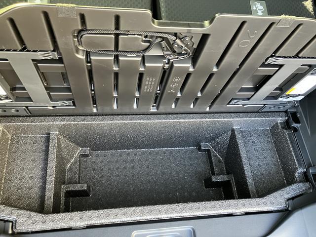 タントファンクロスターボ　両側電動スライドドア　シートヒーター保証　新車保証・まごころ保証　１年間・走行距離無制限付き　両側電動スライドドア　電動パーキングブレーキ　前席シートヒーター　ＬＥＤヘッドランプ　コーナーセンサー　キーフリーシステム（東京都）の中古車