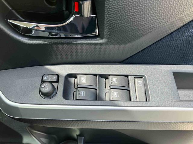 トールカスタムＧ　９インチディスプレイオーディオ　パノラマモニター保証　新車保証・まごころ保証　１年間・走行距離無制限付き（東京都）の中古車