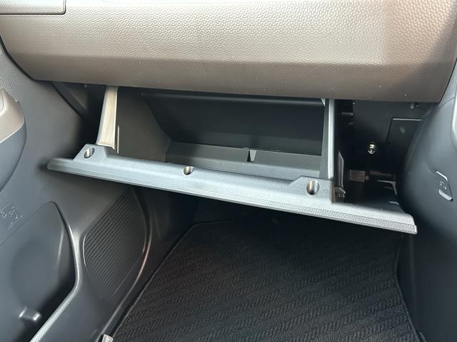 トールＸ　９インチディスプレイオーディオ装備保証　新車保証・まごころ保証　１年間・走行距離無制限付き（東京都）の中古車