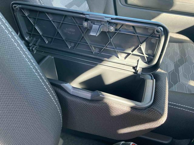 タフトＧターボ　ダーククロムベンチャー保証　新車保証・まごころ保証　１年間・走行距離無制限付き（東京都）の中古車