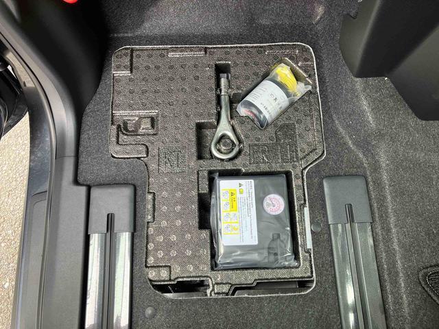 タントファンクロスターボ　９インチディスプレイオーディオ装備保証　新車保証・まごころ保証　１年間・走行距離無制限付き　９インチディスプレイオーディオ　パノラマモニター　両側電動スライドドア　前席シートヒーター　電動パーキングブレーキ　スマートパノラマパーキング（東京都）の中古車