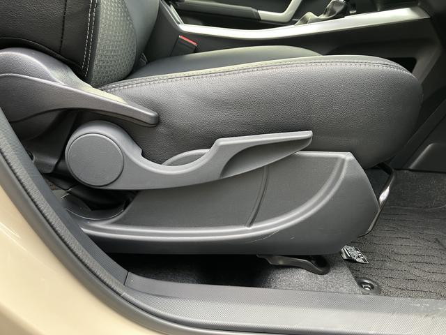 ロッキープレミアムＧ　ＨＥＶ　９インチディスプレイオーディオ装備保証　新車保証・まごころ保証　１年間・走行距離無制限付き（東京都）の中古車