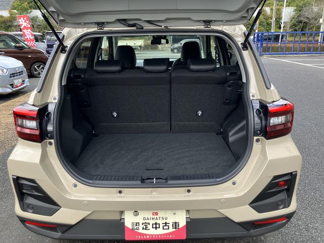 ロッキープレミアムＧ　ＨＥＶ　９インチディスプレイオーディオ装備保証　新車保証・まごころ保証　１年間・走行距離無制限付き（東京都）の中古車