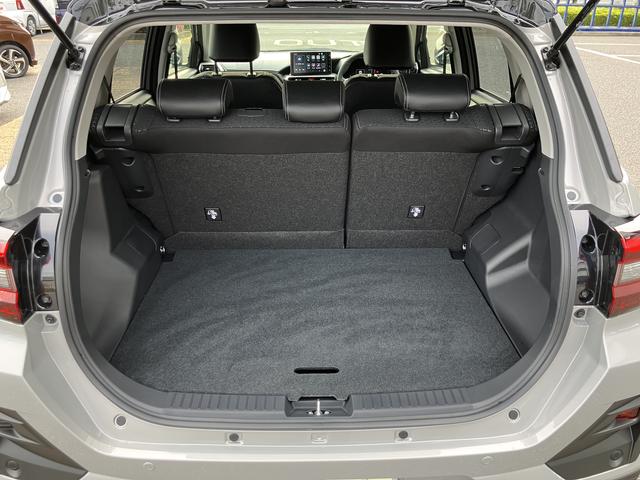 ロッキープレミアムＧ　ＨＥＶ　９インチディスプレイオーディオ装備保証　新車保証・まごころ保証　１年間・走行距離無制限付き（東京都）の中古車