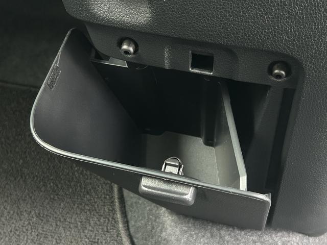 ムーヴキャンバスストライプスＧ　９インチディスプレイオーディオ装備保証　新車保証・まごころ保証　１年間・走行距離無制限付き・９インチディスプレイオーディオ装備・ＬＥＤヘッドライト装備・シートヒーター装備（東京都）の中古車