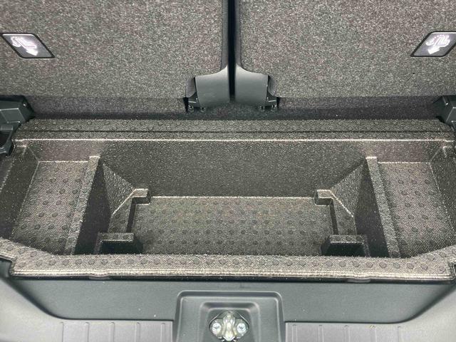 タントカスタムＲＳ　１０インチスタイリッシュナビ装備！！保証　新車保証・まごころ保証　１年間・走行距離無制限付き　走行距離２５７７ｋｍ　１０インチ純正ナビゲーション　パノラマモニター　両側電動スライドドア　ＬＥＤヘッドライト　電動パーキング　オートライト（東京都）の中古車