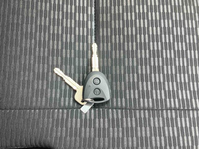 ハイゼットカーゴDXワイドBluetooth/USBチューナー装備保証 新車保証・まごころ保証 1年間・走行距離無制限付き(東京都)の中古車