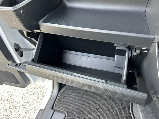 タントカスタムRS 9インチディスプレイオーディオ装備保証 新車保証・まごころ保証 1年間・走行距離無制限付き(東京都)の中古車