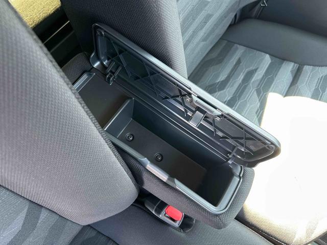 タントファンクロスターボ　９インチディスプレイオーディオ装備保証　新車保証・まごころ保証　１年間・走行距離無制限付き（東京都）の中古車